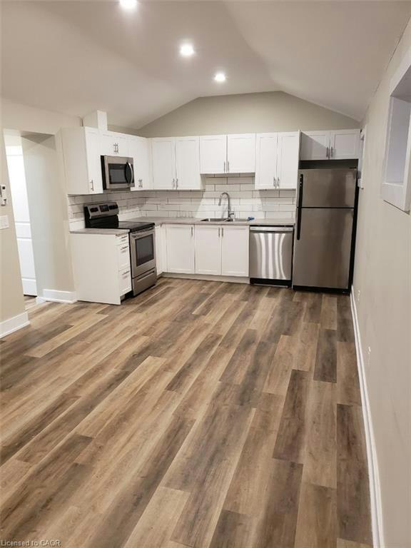 1-237 Hellems Avenue, Welland, ON, L3B 3B8 - 3