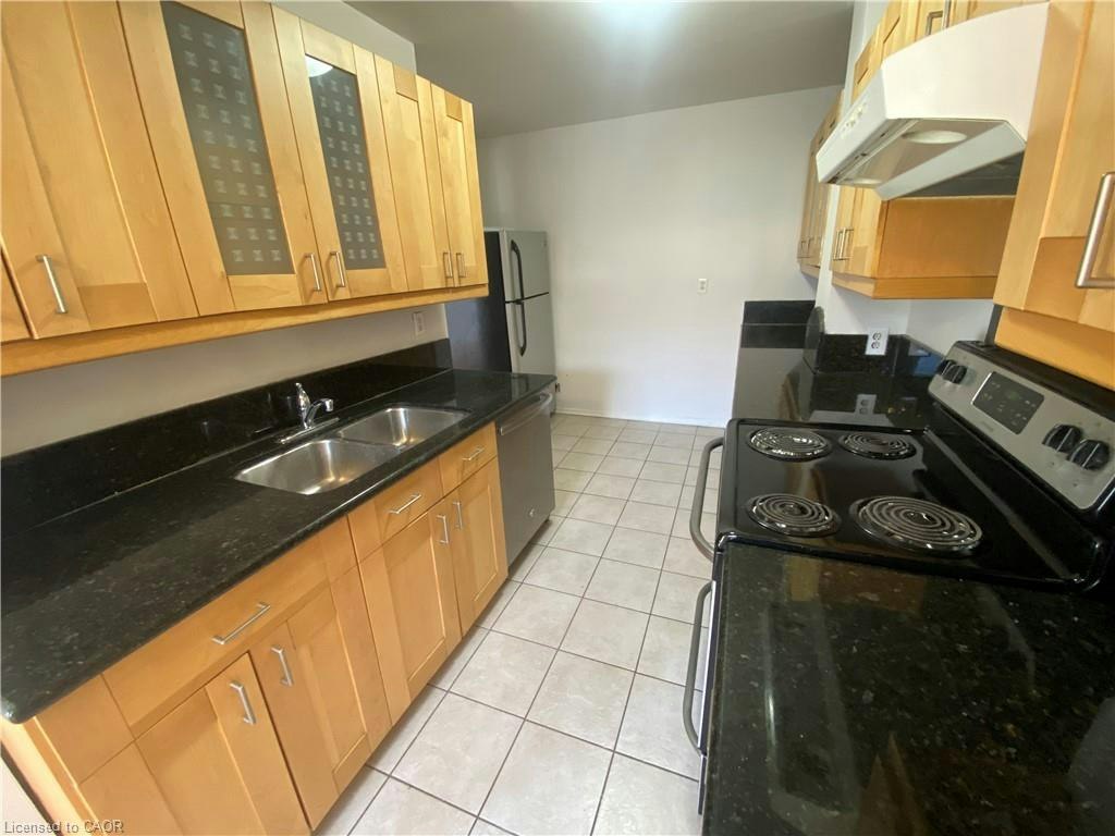 96-100 Quigley Road, Hamilton, ON, L8K 6J1 - 8