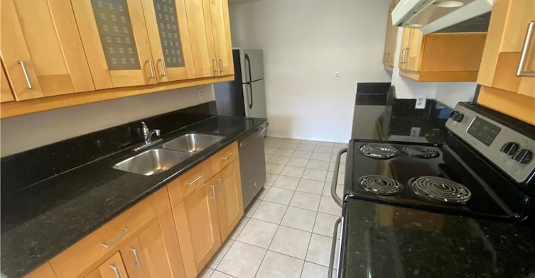96-100 Quigley Road, Hamilton, ON, L8K 6J1 - 8