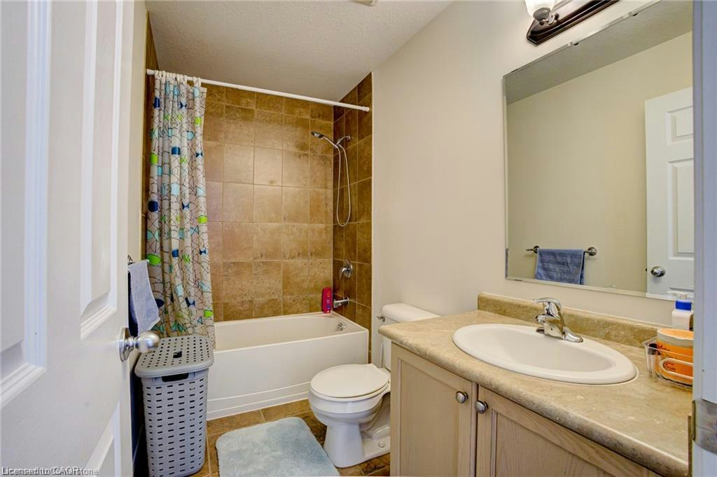 56 Sorrento Street, Kitchener, ON, N2R 0A8 - 7
