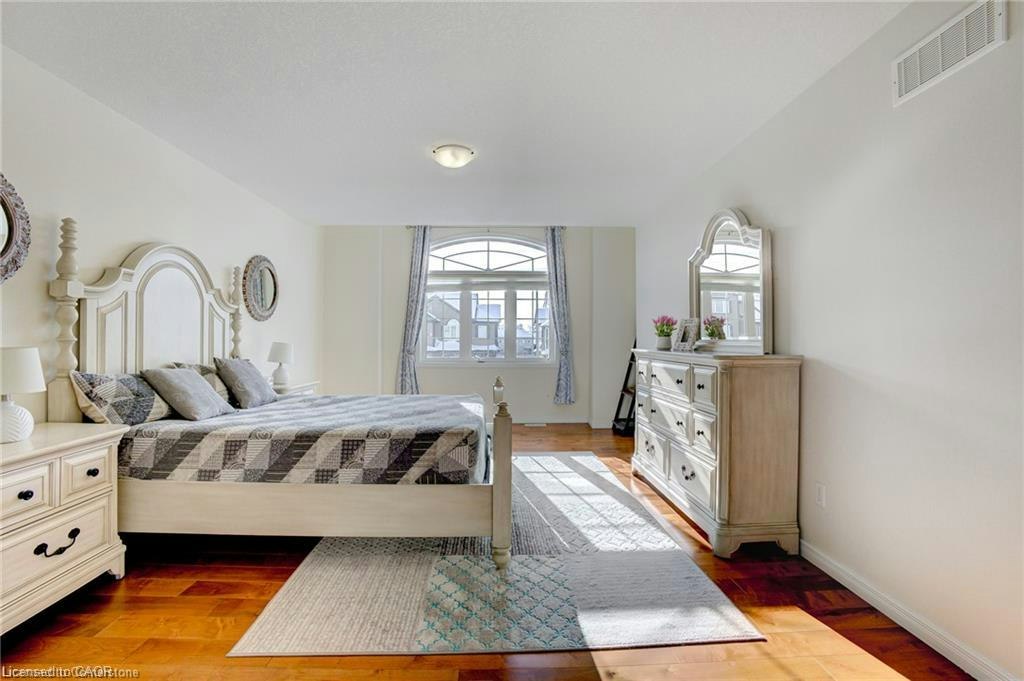 56 Sorrento Street, Kitchener, ON, N2R 0A8 - 4