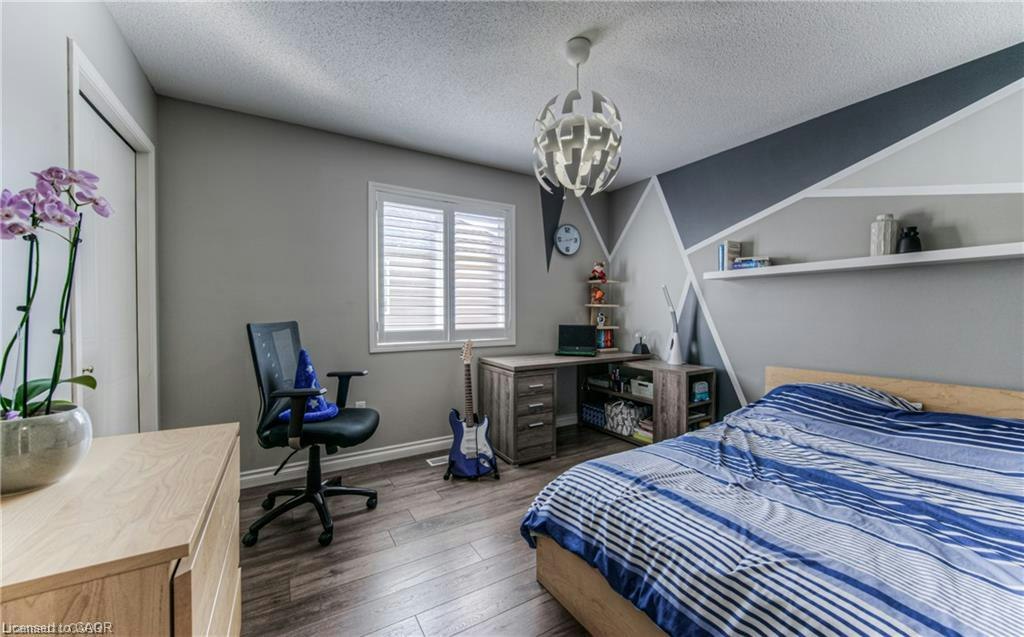 Upper Level-308 Colton Circle, Kitchener, ON, N2A 4K1 - 13