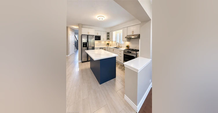 Upper Level-308 Colton Circle, Kitchener, ON, N2A 4K1 - 8
