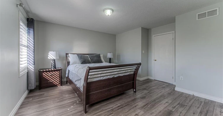 Upper Level-308 Colton Circle, Kitchener, ON, N2A 4K1 - 16