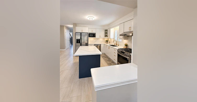 Upper Level-308 Colton Circle, Kitchener, ON, N2A 4K1 - 9