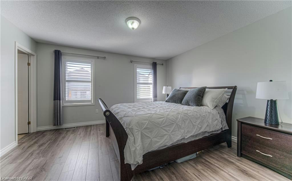Upper Level-308 Colton Circle, Kitchener, ON, N2A 4K1 - 15