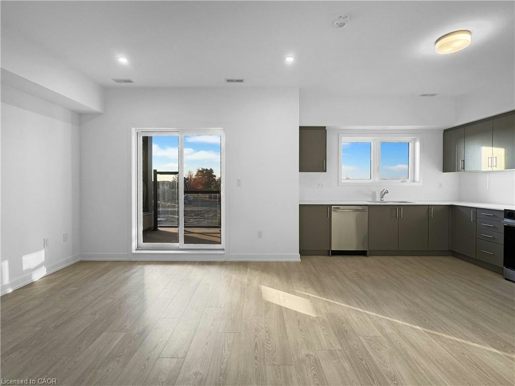 12-8 Miseferi Crescent, Cambridge, ON, N1T 0J1 - 15