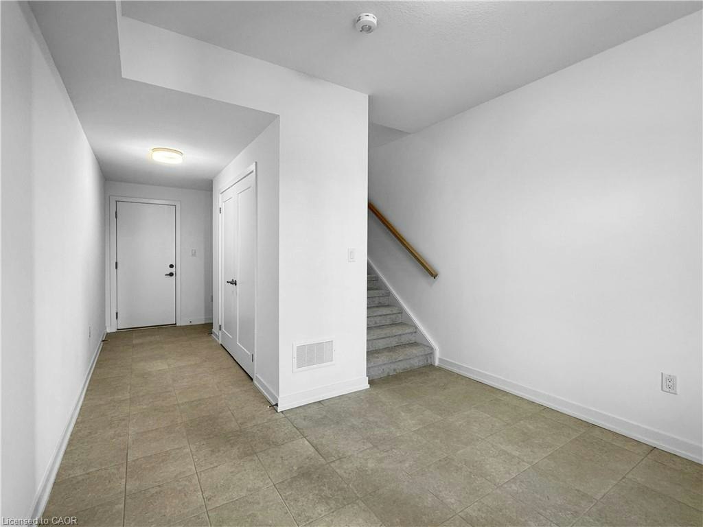 12-8 Miseferi Crescent, Cambridge, ON, N1T 0J1 - 5