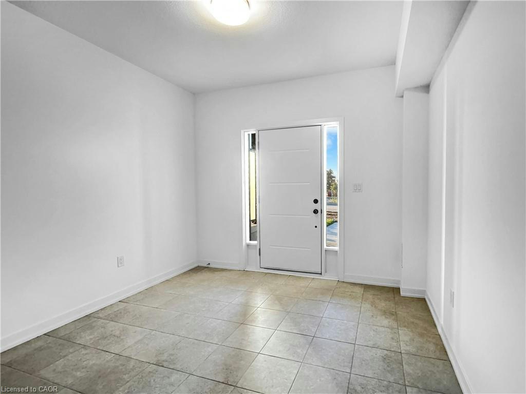 12-8 Miseferi Crescent, Cambridge, ON, N1T 0J1 - 3