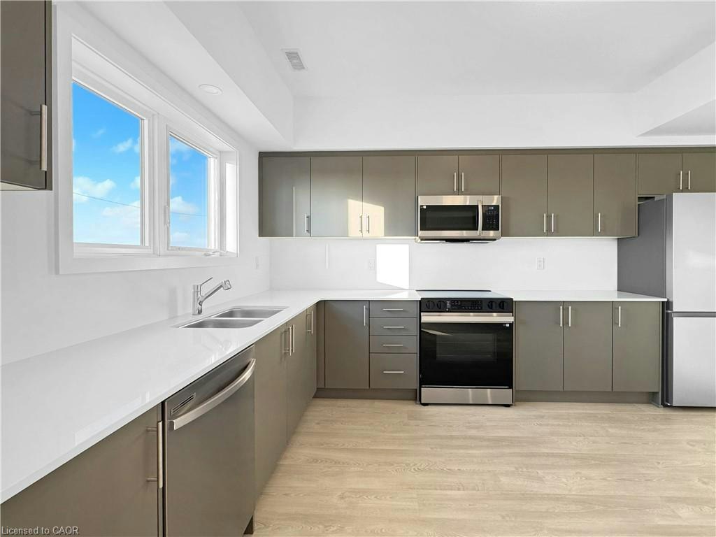 12-8 Miseferi Crescent, Cambridge, ON, N1T 0J1 - 11