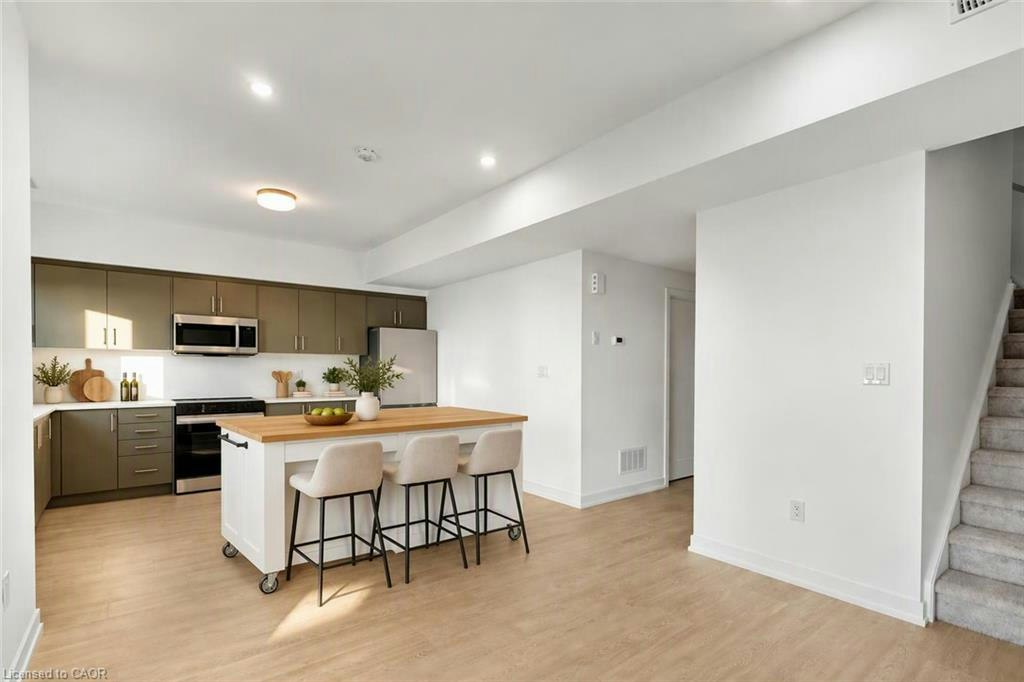 12-8 Miseferi Crescent, Cambridge, ON, N1T 0J1 - 9
