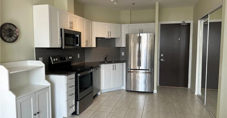 704-5001 Corporate Drive, Burlington, ON, L7L 0H5 - 3