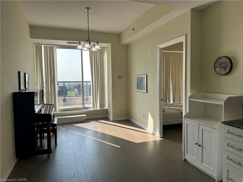 704-5001 Corporate Drive, Burlington, ON, L7L 0H5 - 2