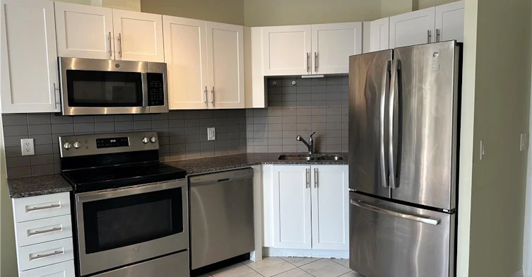 704-5001 Corporate Drive, Burlington, ON, L7L 0H5 - 4
