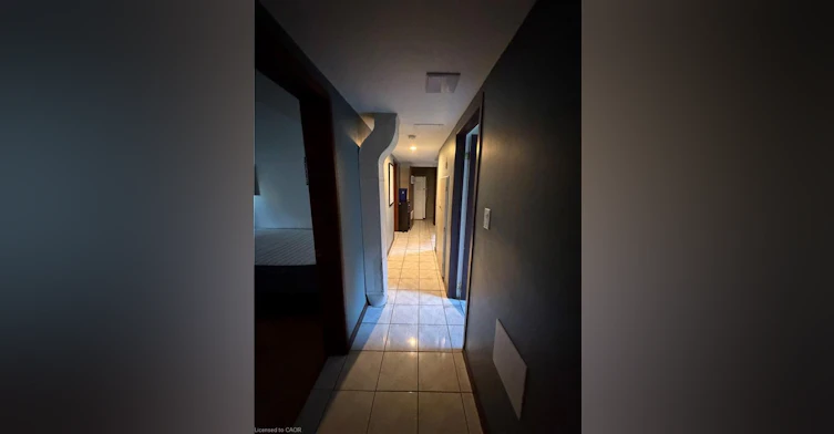 Lower-10 Cardill Crescent, Waterloo, ON, N2L 3Y6 - 4