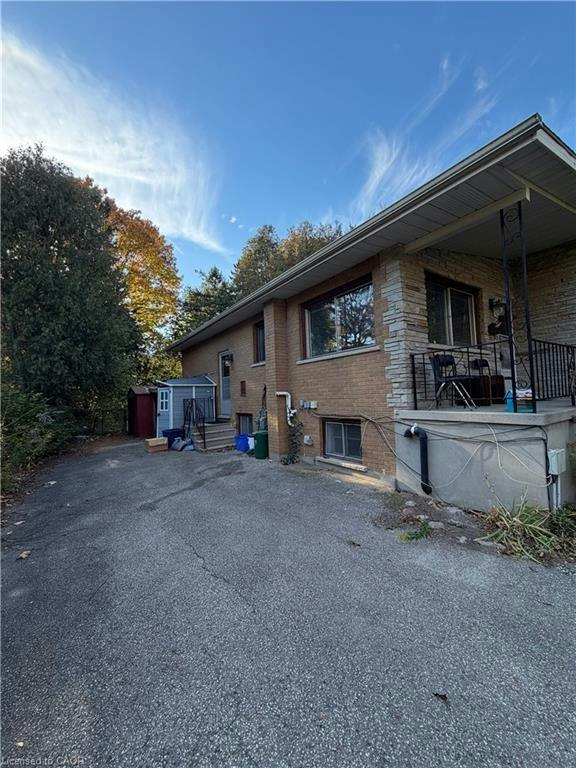 Lower-10 Cardill Crescent, Waterloo, ON, N2L 3Y6 - 3