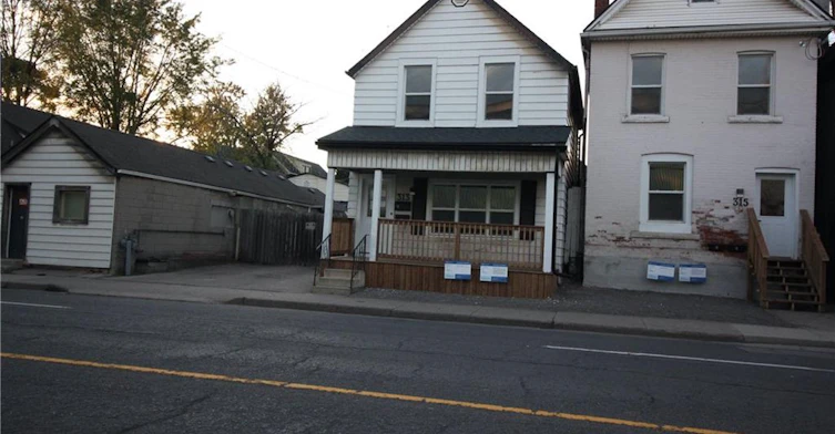 A-313 Wentworth Street N, Hamilton, ON, L8L 5V9