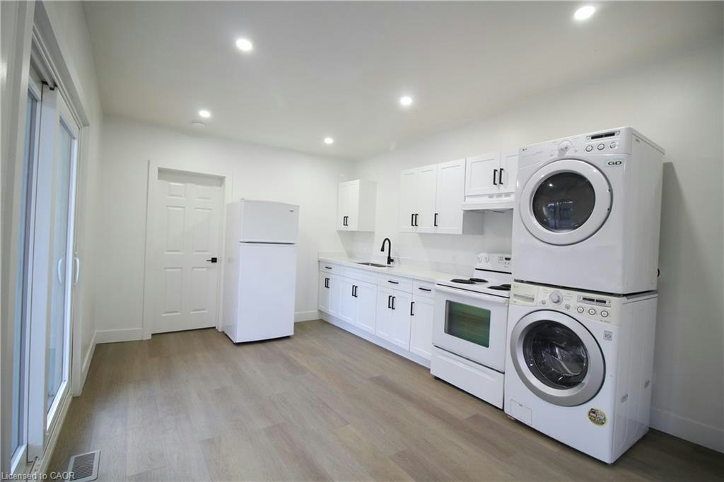 A-313 Wentworth Street N, Hamilton, ON, L8L 5V9 - 4