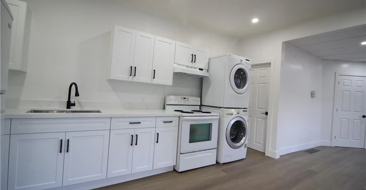 A-313 Wentworth Street N, Hamilton, ON, L8L 5V9 - 3