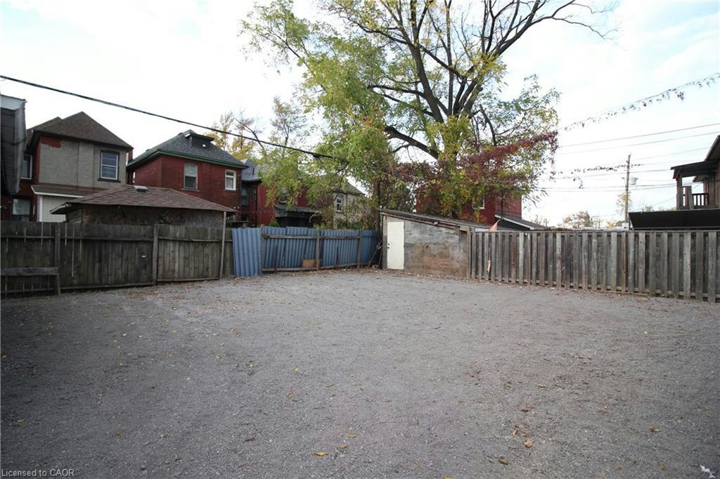 B-313 Wentworth Street N, Hamilton, ON, L8L 5V9 - 11