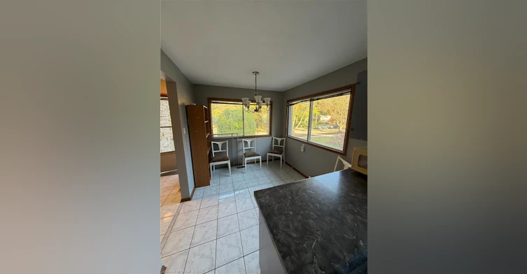 Upper Level-10 Cardill Crescent, Waterloo, ON, N2L 3Y6 - 6
