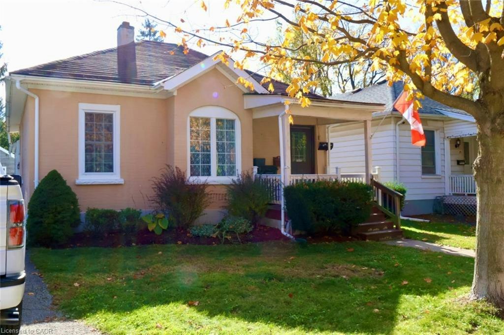 27 Pollock Avenue, Cambridge, ON, N1R 2A9