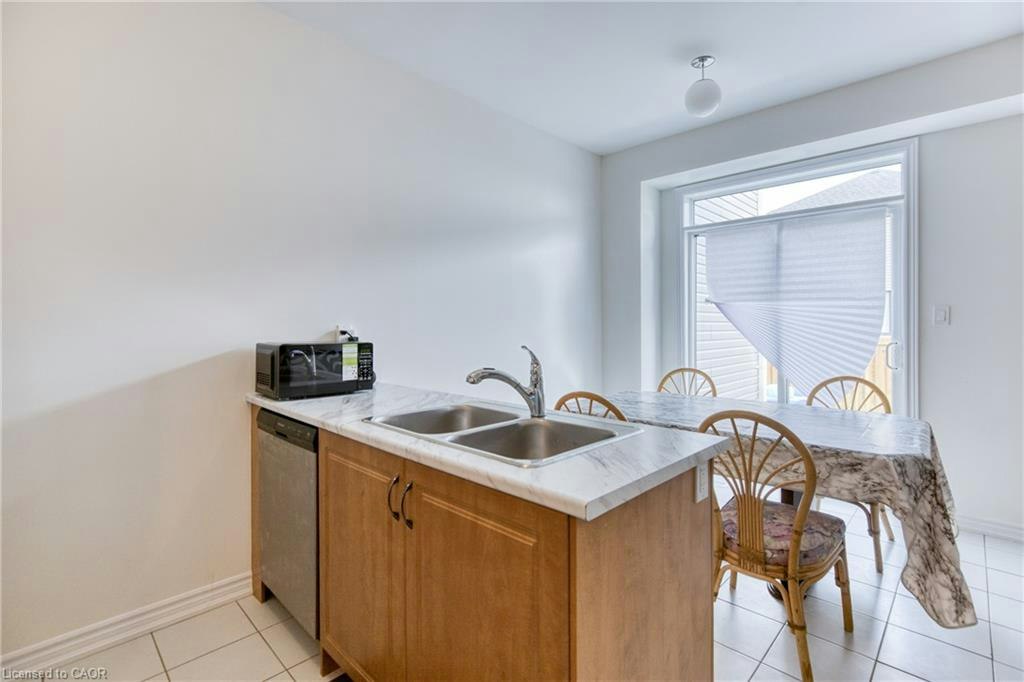12 Hylton Drive, Barrie, ON, L9J 0W5 - 14
