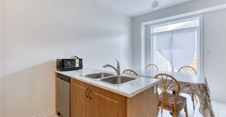 12 Hylton Drive, Barrie, ON, L9J 0W5 - 14