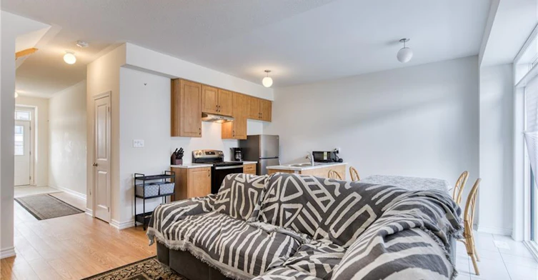 12 Hylton Drive, Barrie, ON, L9J 0W5 - 8