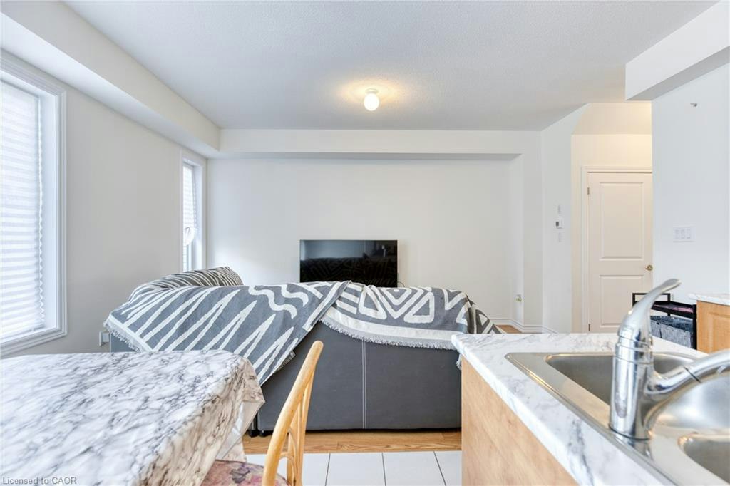 12 Hylton Drive, Barrie, ON, L9J 0W5 - 11