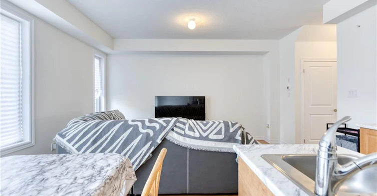 12 Hylton Drive, Barrie, ON, L9J 0W5 - 11