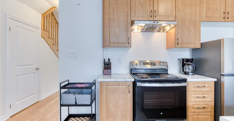 12 Hylton Drive, Barrie, ON, L9J 0W5 - 12
