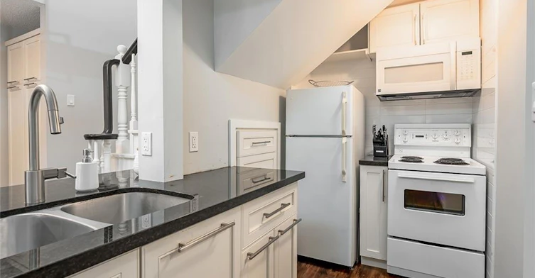 6-432 Burlington Avenue, Burlington, ON, L7S 1R4 - 7