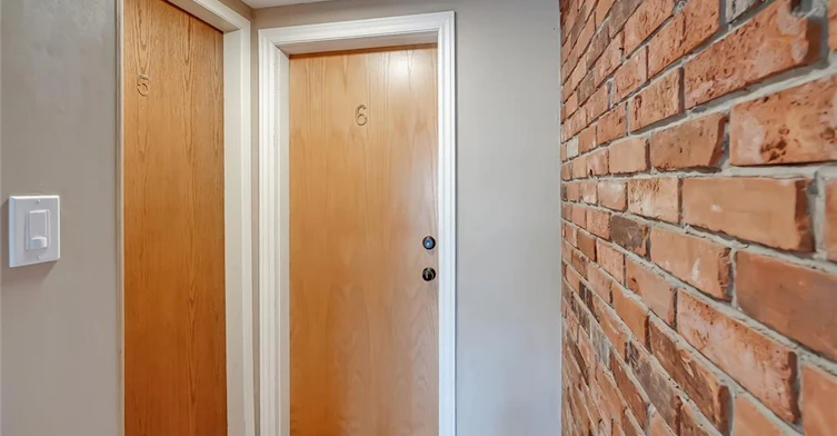 6-432 Burlington Avenue, Burlington, ON, L7S 1R4 - 4