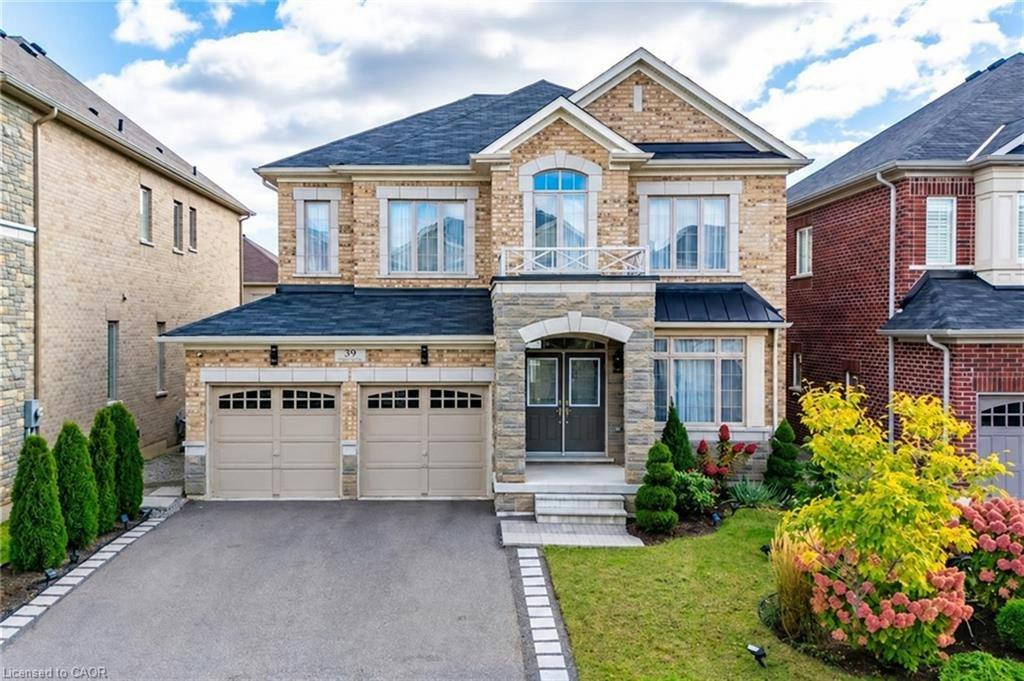 39 Avanti Crescent, Hamilton, ON, L8B 1W7