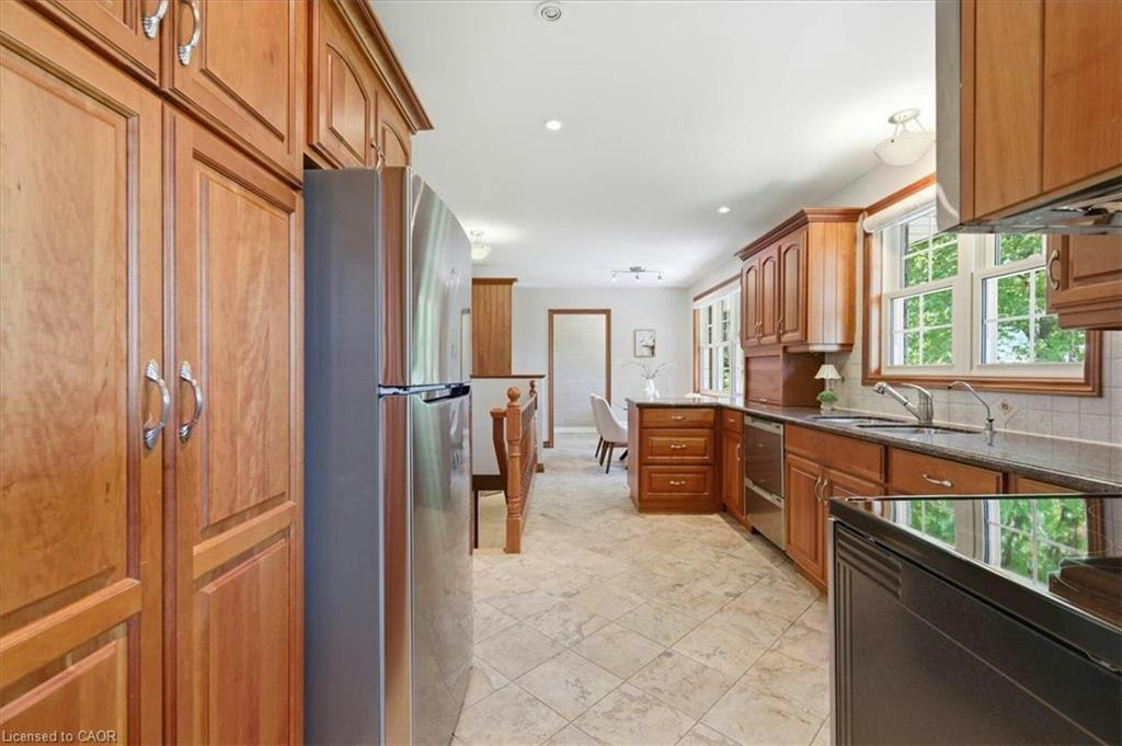 1068 Cameron Road, North Dumfries, ON, N0B 1E0 - 8