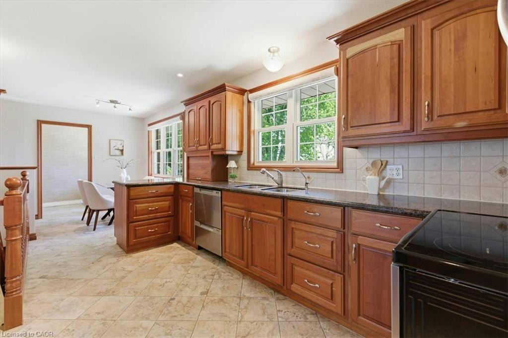 1068 Cameron Road, North Dumfries, ON, N0B 1E0 - 7