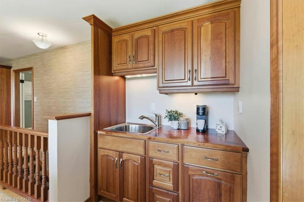 1068 Cameron Road, North Dumfries, ON, N0B 1E0 - 11