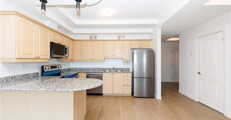 910-135 James Street S, Hamilton, ON, L8P 2Z6 - 13
