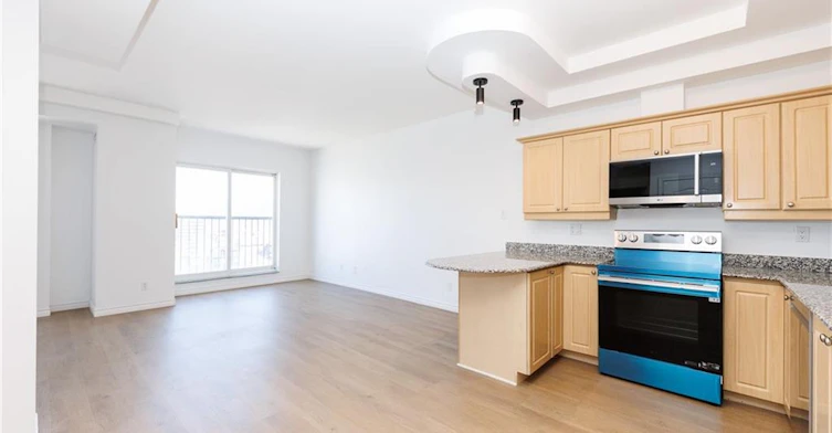 910-135 James Street S, Hamilton, ON, L8P 2Z6 - 10