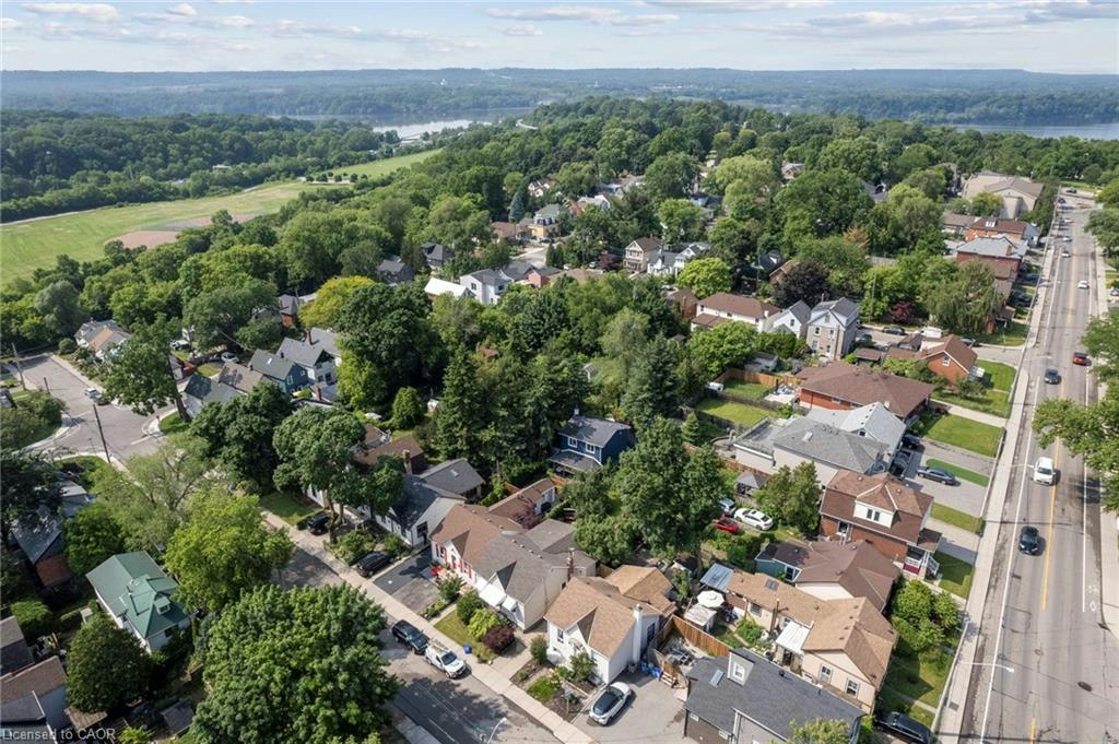16 Lochearne Street, Hamilton, ON, L8R 1V8 - 42