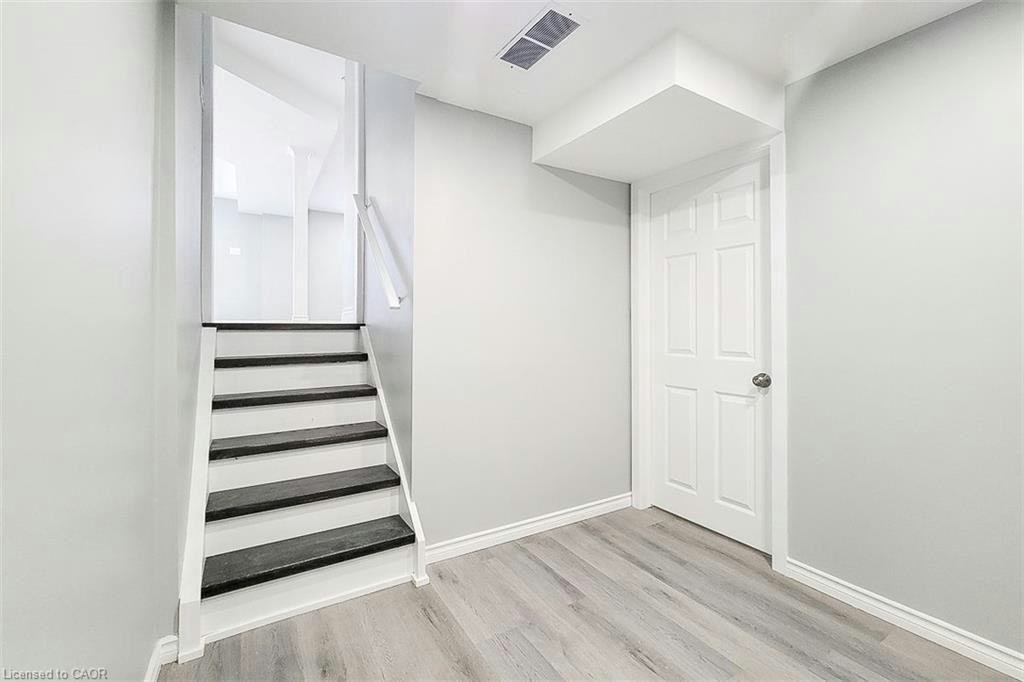 LOWER LEVEL-1654 Upper Wellington Street, Hamilton, ON, L9B 2C2 - 23
