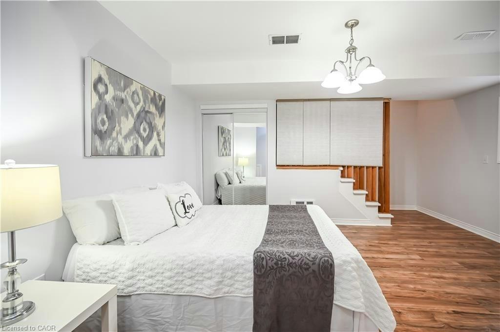 Lower-296 Winterberry Drive, Hamilton, ON, L8J 2N5 - 15