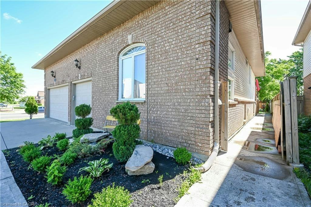 Lower-296 Winterberry Drive, Hamilton, ON, L8J 2N5 - 27