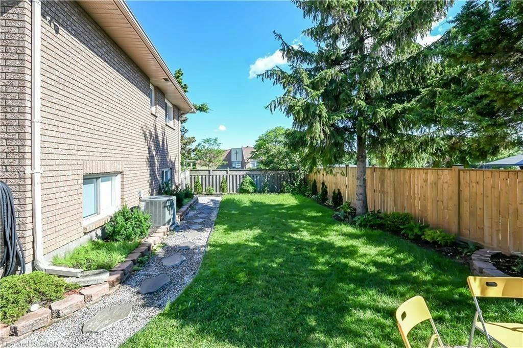 Lower-296 Winterberry Drive, Hamilton, ON, L8J 2N5 - 34