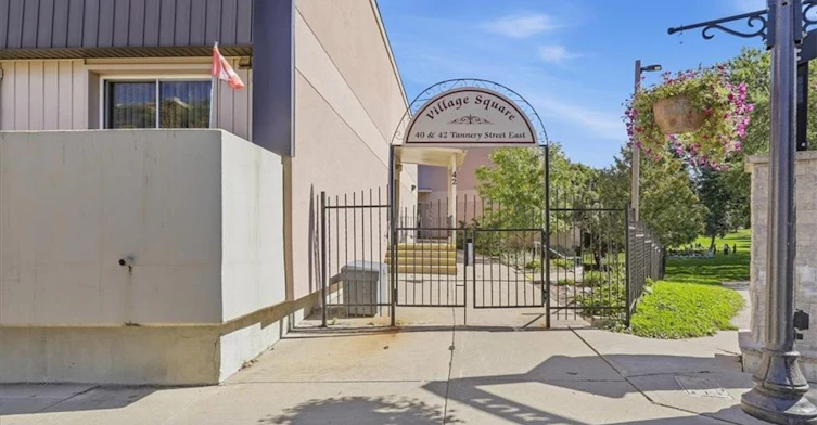 246-42 Tannery Street E, Cambridge, ON, N3C 2B9 - 2