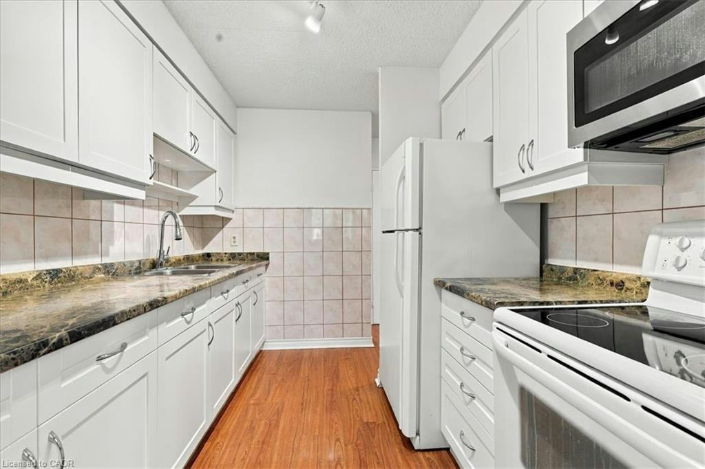 246-42 Tannery Street E, Cambridge, ON, N3C 2B9 - 9