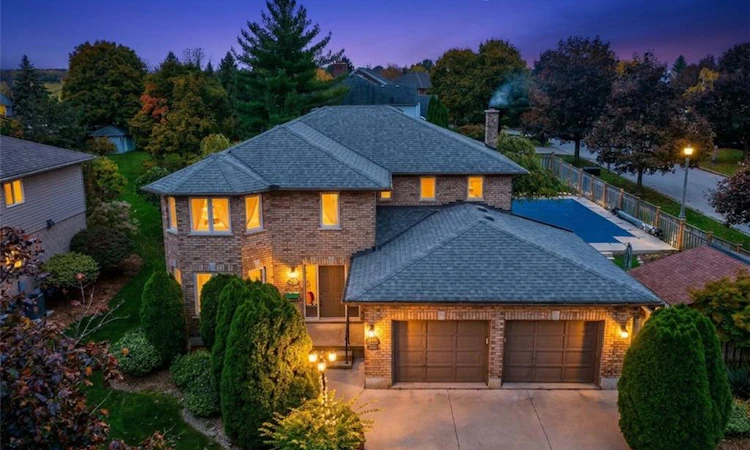 3412 Vinehaven Trail