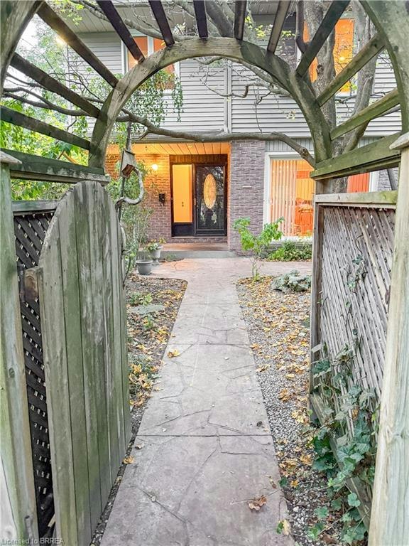 46 Berkshire Court, London, ON, N6J 3N7