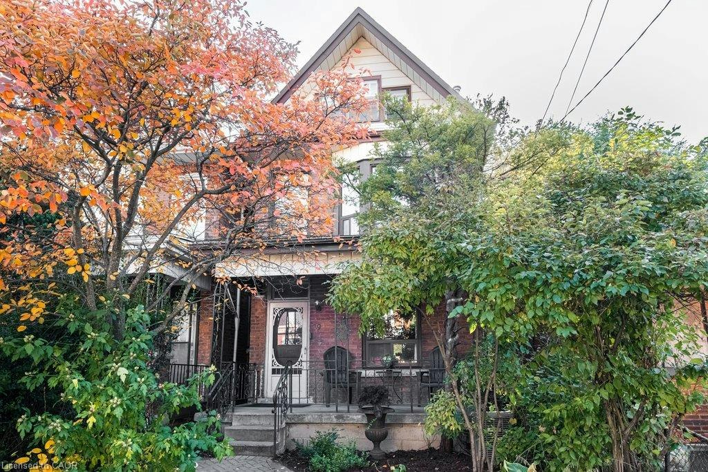 39 Head Street, Hamilton, ON, L8R 1P8
